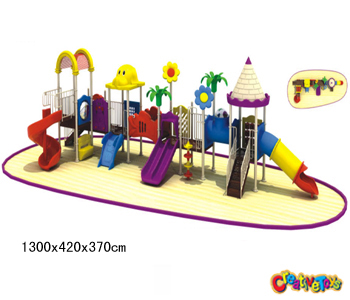 Kids outdoor play equipment